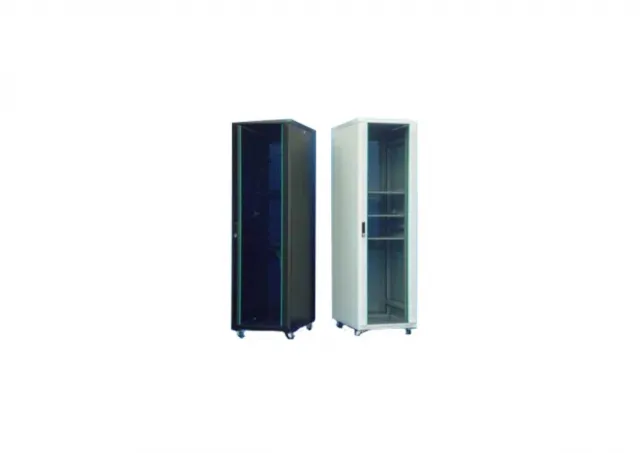 27U/19" rek orman stojeći Netiks E6827 (ŠxDxV) 600x800x1400mm, staklena prednja vrata sa bravom, točkići i nožice sa nivelacijom, prednje i zadnje šine 19" sa brojevima unita, nosivost do 300kg