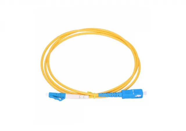 ExeLink patchcord LC/UPC-SC/UPC SM simplex, G652D 3mm, 2m