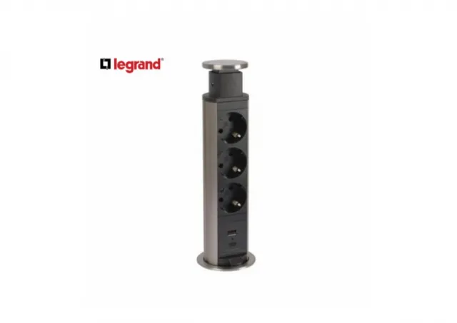 LG 654974 STUBIC 60 3X2P+E USB A+C 2M (CRNA)