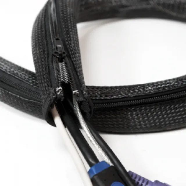 LogiLink  fleksibilna zaštita za kablove sa rajfešlusom 2m x 30mm crna