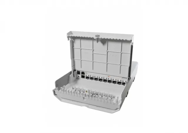 MikroTik netFiber 9 outdoor ruter sa 4xSFP+ / 5xSFP / 1xGbE LAN / WAN port, VPN/ firewall/ bandwith/ load balance, PoE in & out 18-57V, ARM v7 CPU 800MHz, 256MB RAM, temp. -40C-70C, RouterOS L5