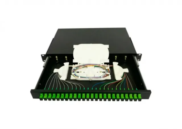 Optički patch panel ExeLink sa 24 konektora SC/APC za rek orman