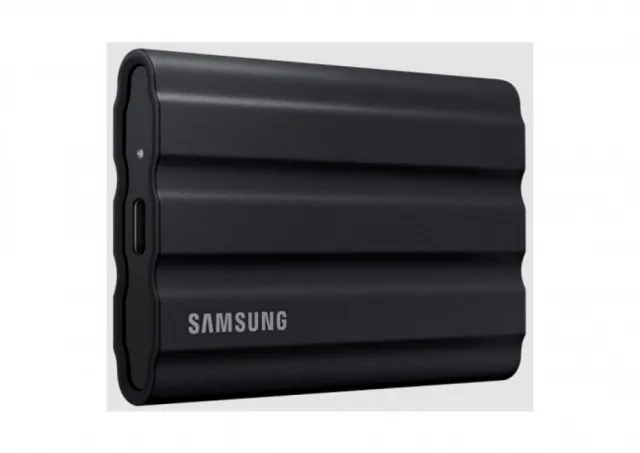 Portable SSD 2TB, T7 SHIELD, USB 3.2 Gen.2 (10Gbps), Rugged, [Sequential Read Write : Up to 1,050MBs  Up to 1,000 MBs], Black