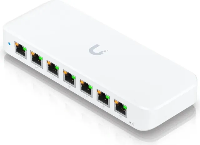 Ubiquiti USW-Ultra-60W Layer 2, 8-port GbE PoE switch: 7x GbE PoE+ output ports, GbE port with optional PoE++ input